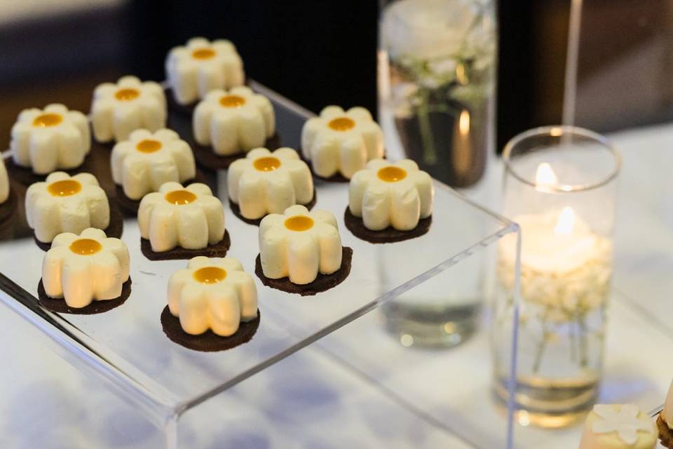 Sweet table
