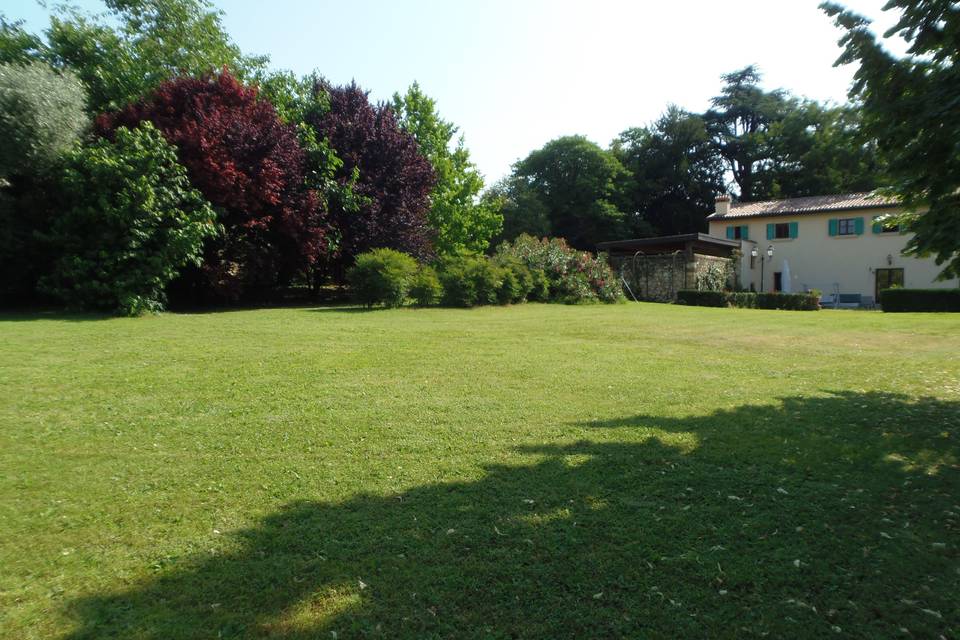 Giardino con vista villa