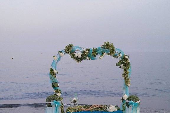 Cerimonia in riva al mare