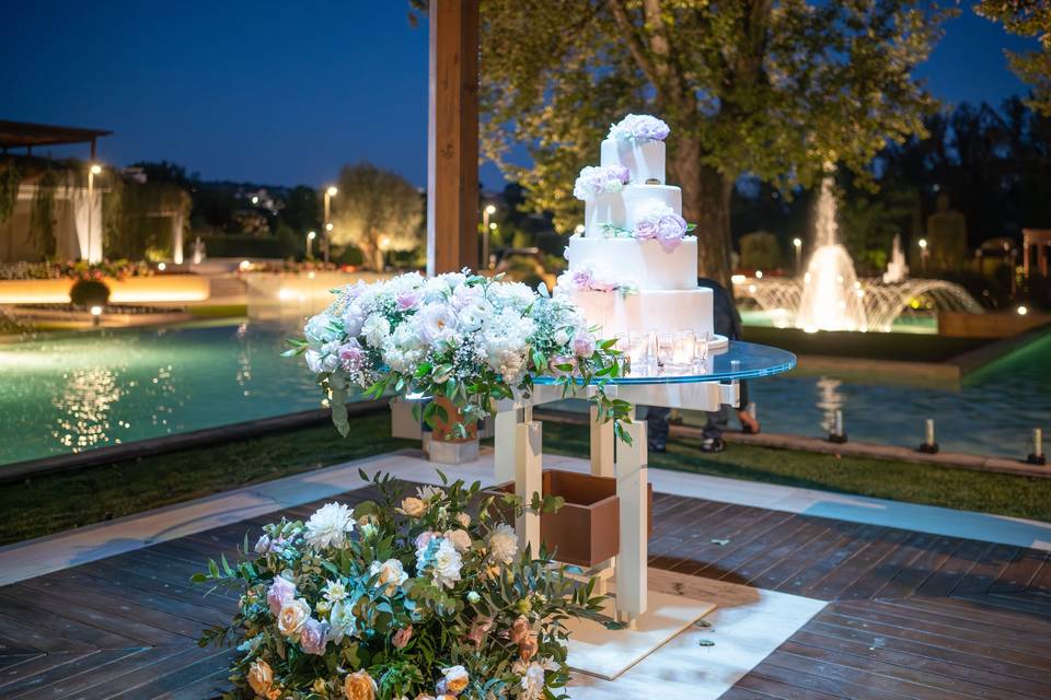 Orsini Mood Wedding Cake