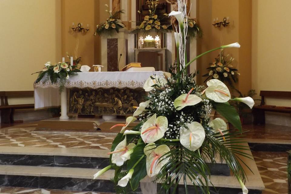 Decorazione altare