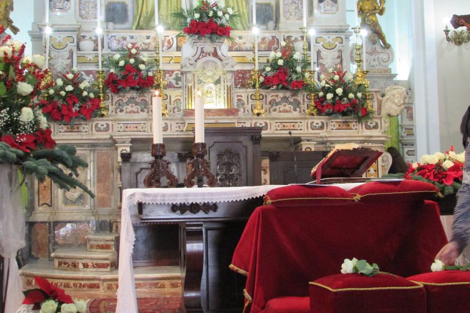 Decorazioni Altare