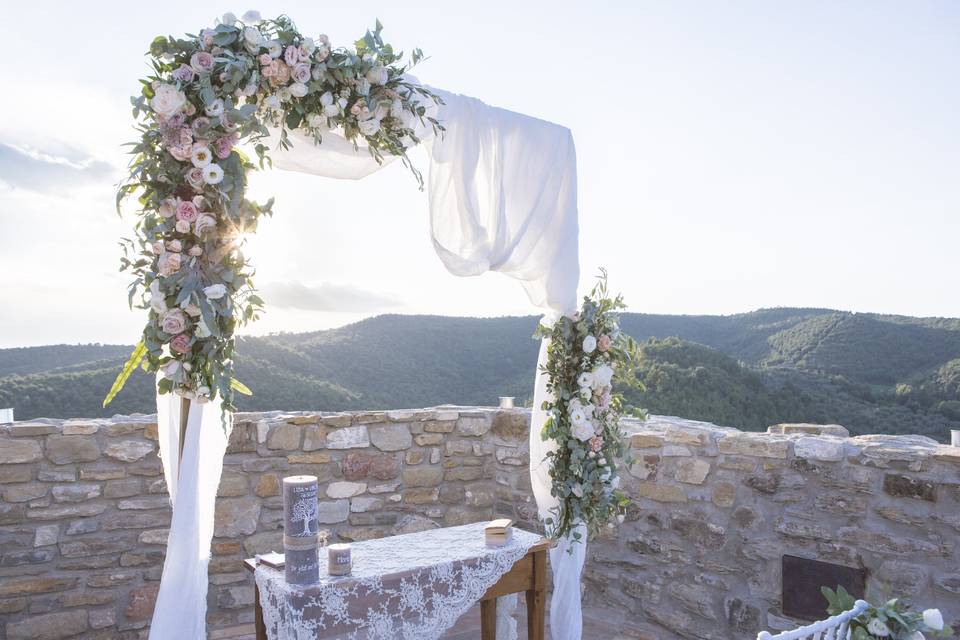 Wedding arch