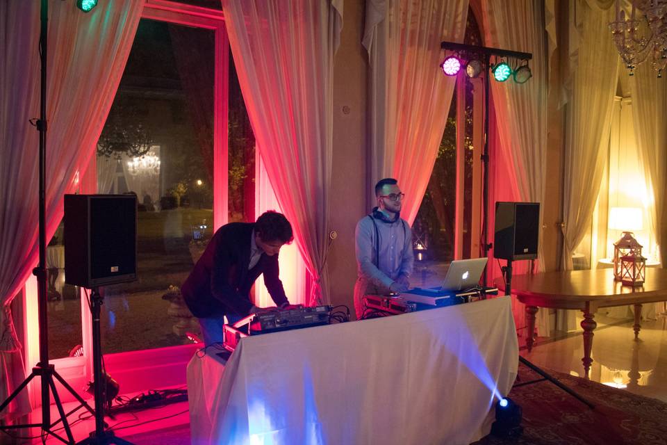 Associazione Uno Due Prova - Service e DJ
