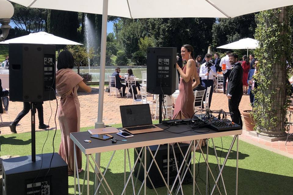 Wedding party live acoustic