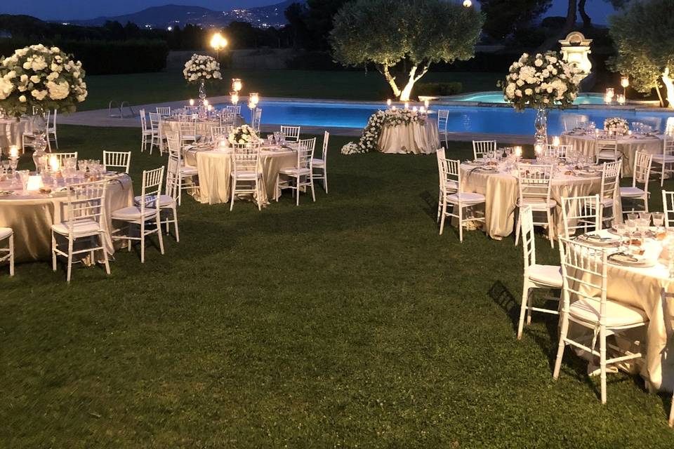 Wedding party light design