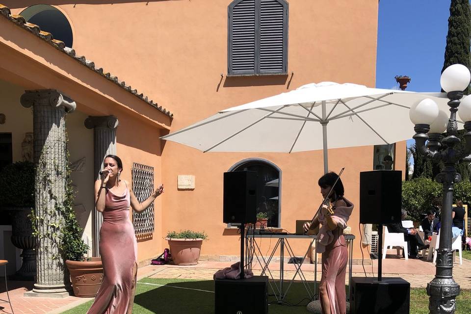 Wedding party live acoustic