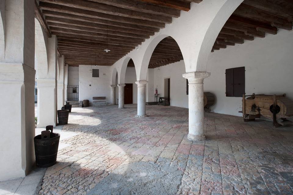 Il Portico dell'Abate