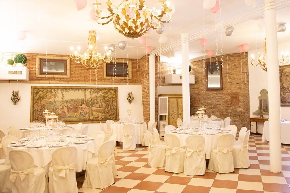 Sala degli Arazzi