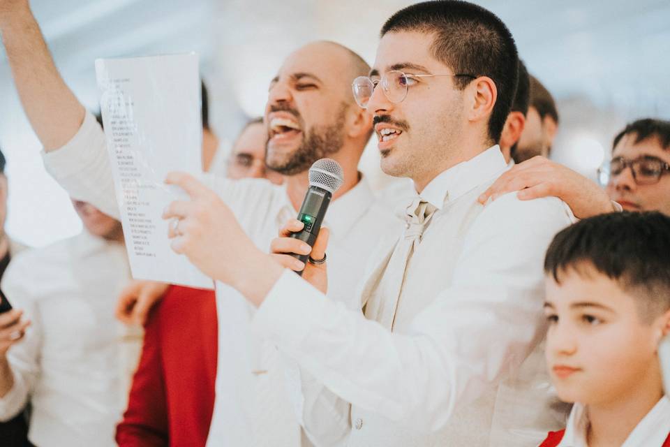 Lo sposo e gli amici