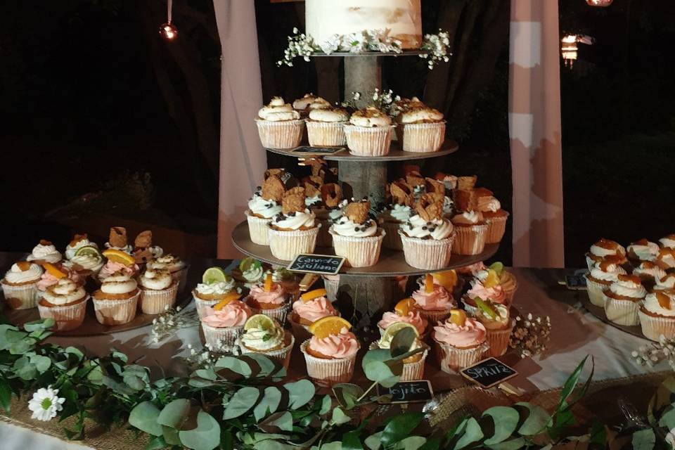 Naked cake e cupcakes