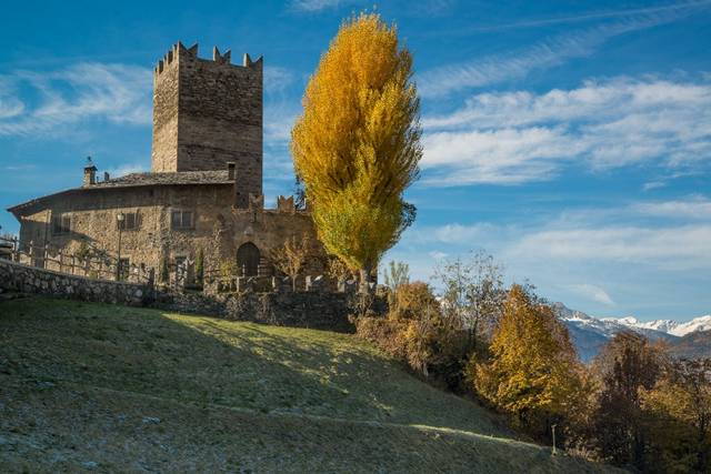 Chateau La Tour de Villa - Consulta la disponibilità e i prezzi