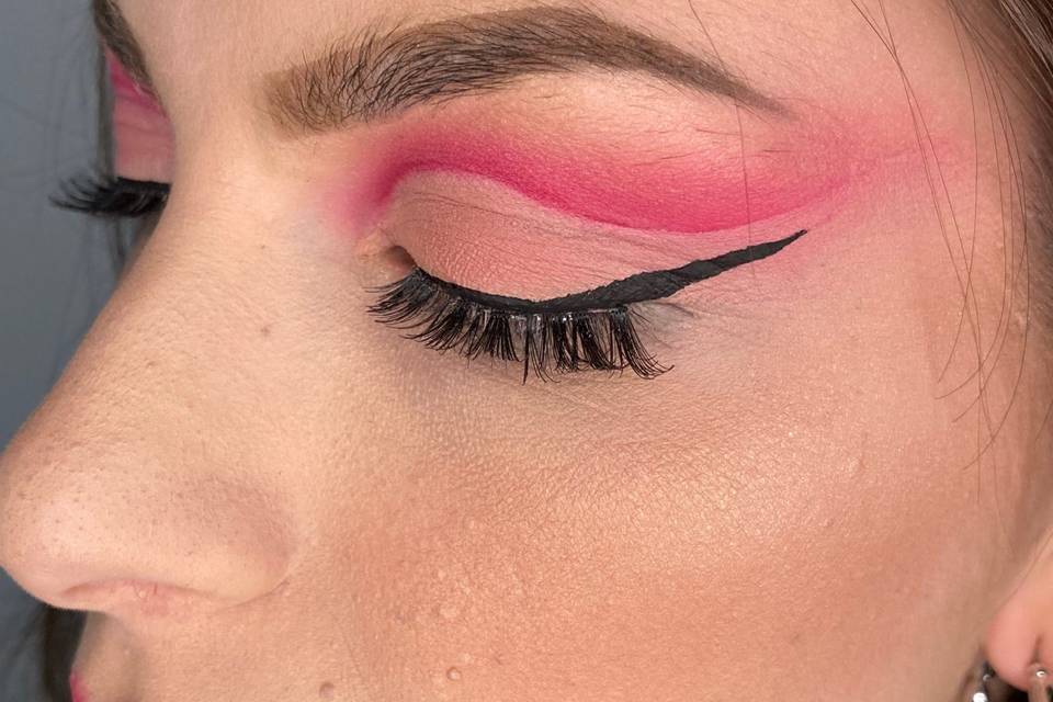Pink make-up