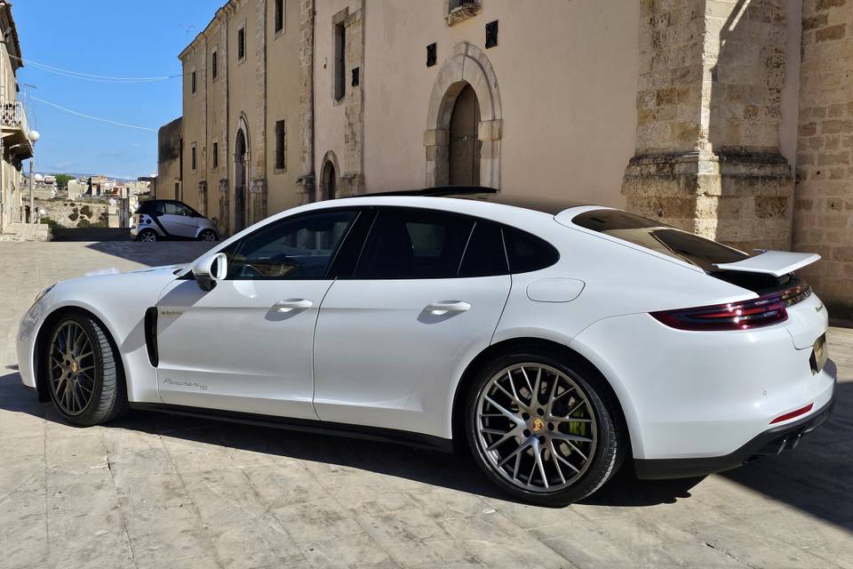 New porsche panamera