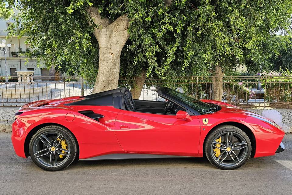 Ferrari 488 spider