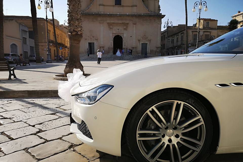 Maserati ghibli bianca