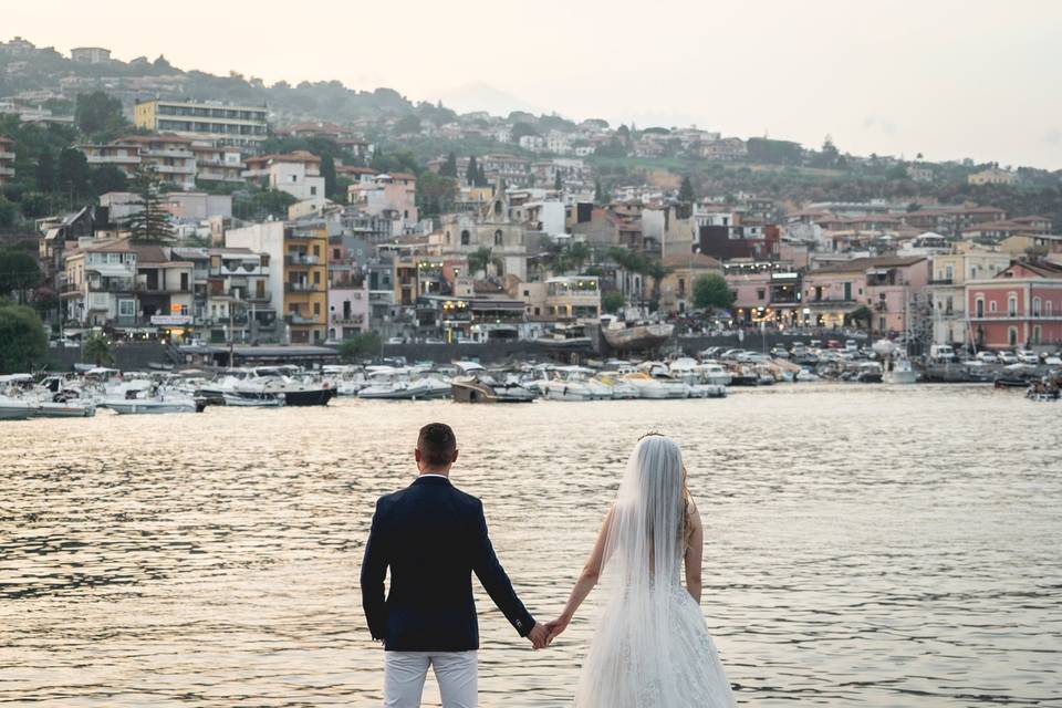 Dall'Australia ad Aci Castello