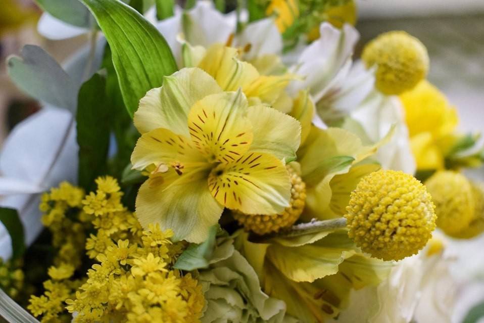 Bridal bouquet- yellow mood