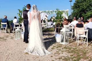 Francesca Show Wedding Planner