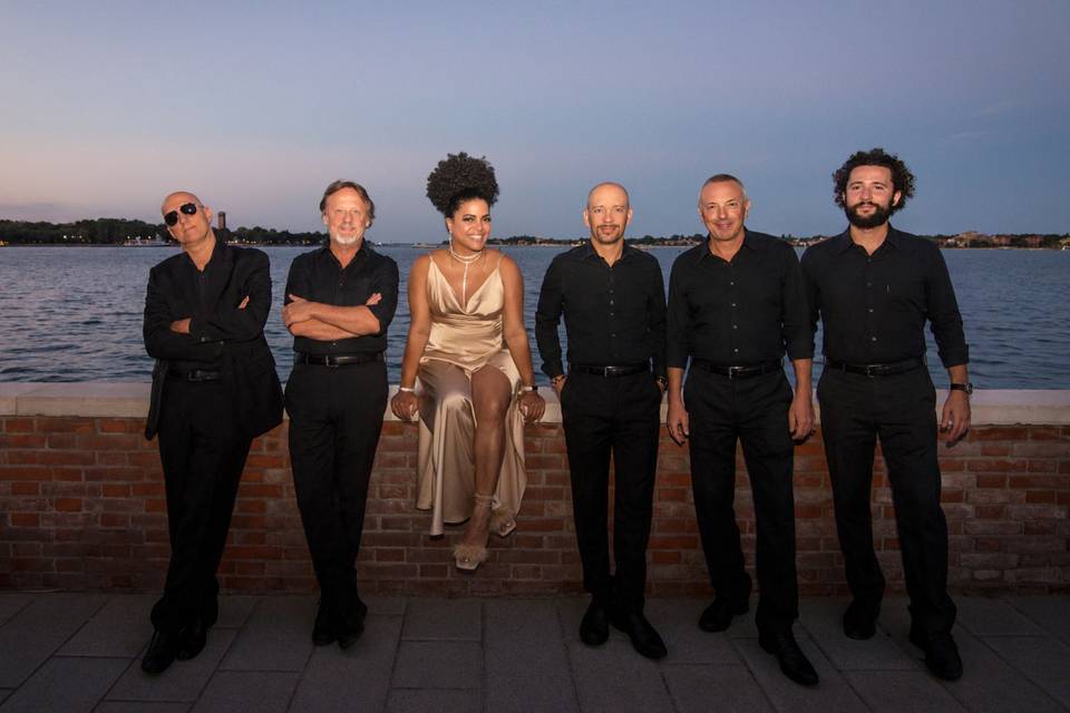 Josne & Marvelous Band