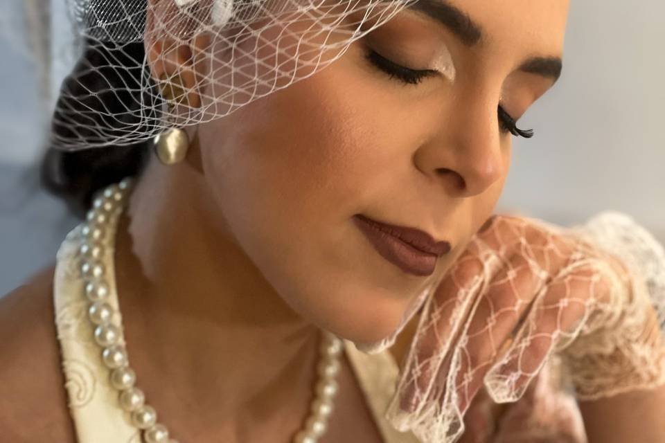Vintage Bridal Glam