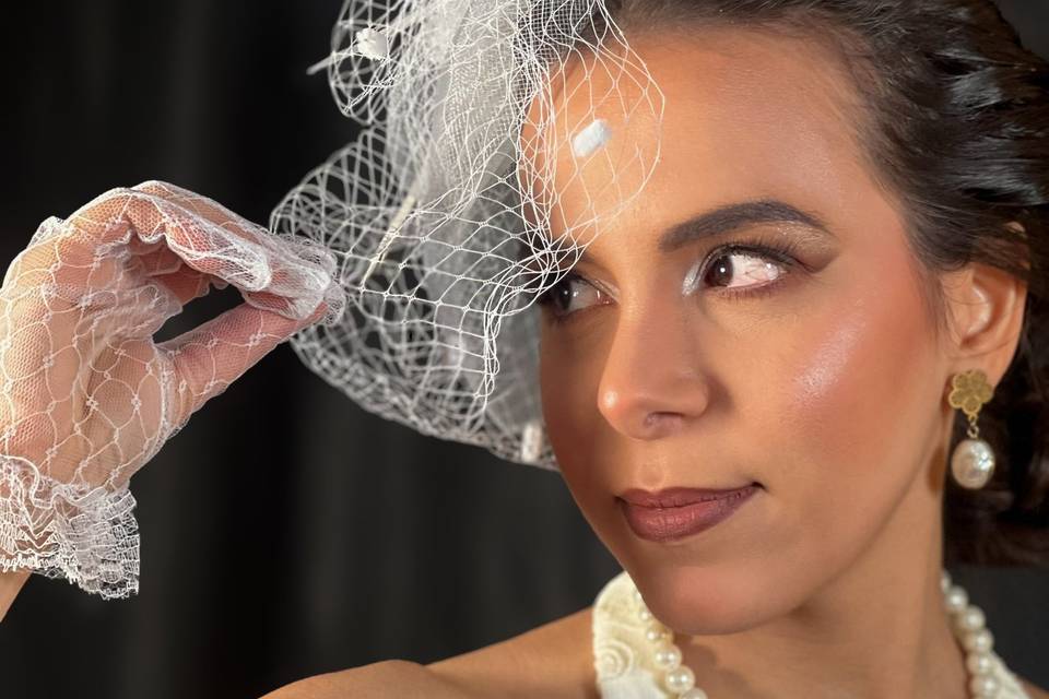Vintage Bridal Glam