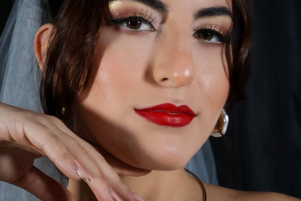 Classic Hollywood Glam