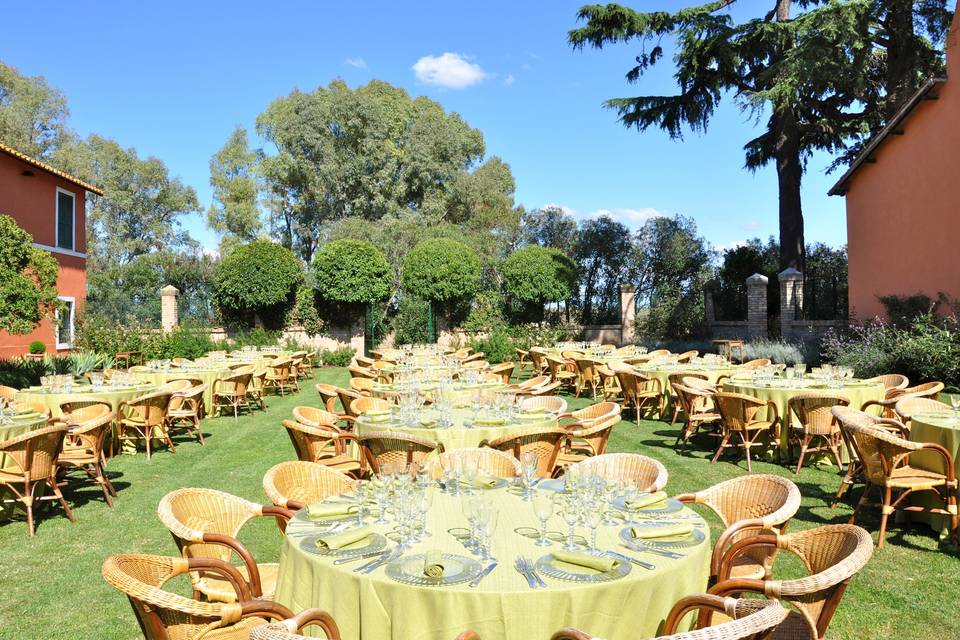 Pranzo in giardino