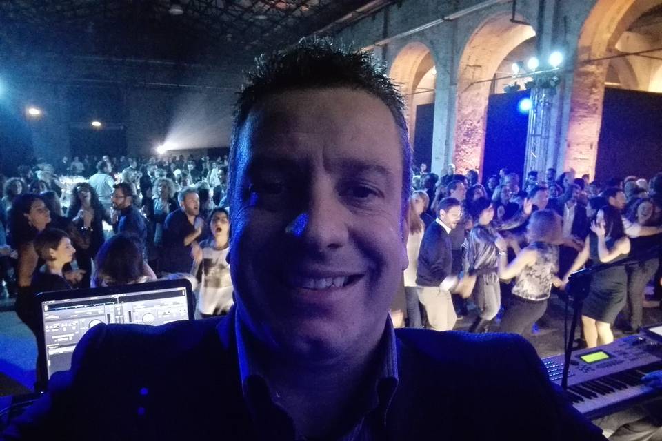 Dj Lorenzo Cassigoli