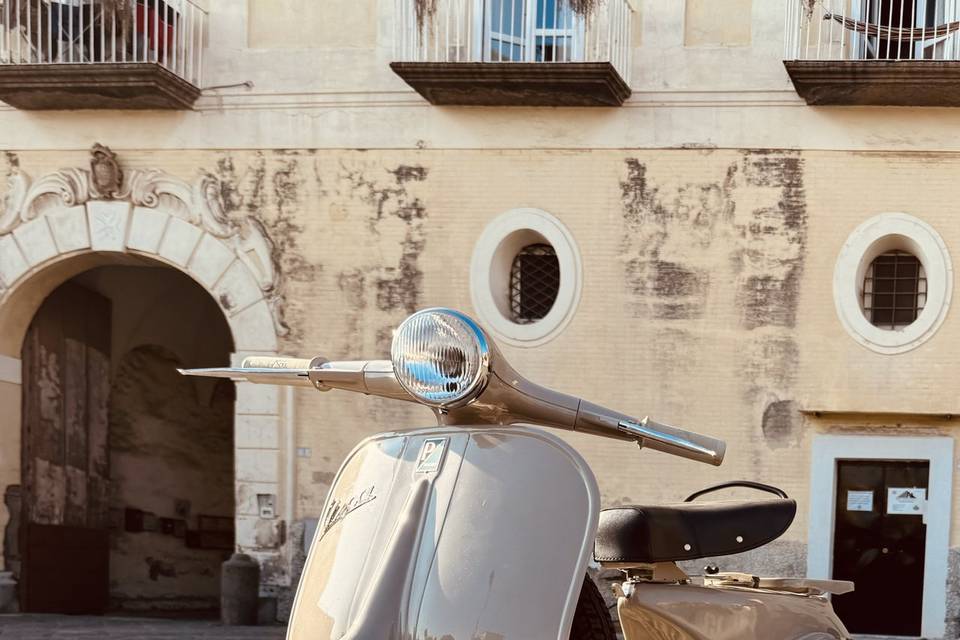 Vespa vna 125