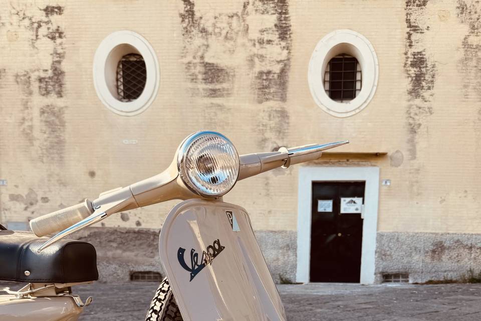 Vespa vna 125