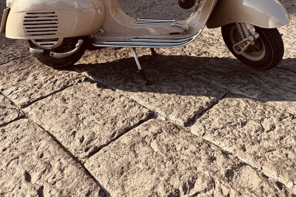 Vespa vna 125