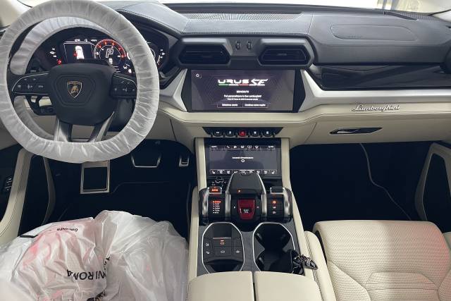 Lamborghini Urus SE
