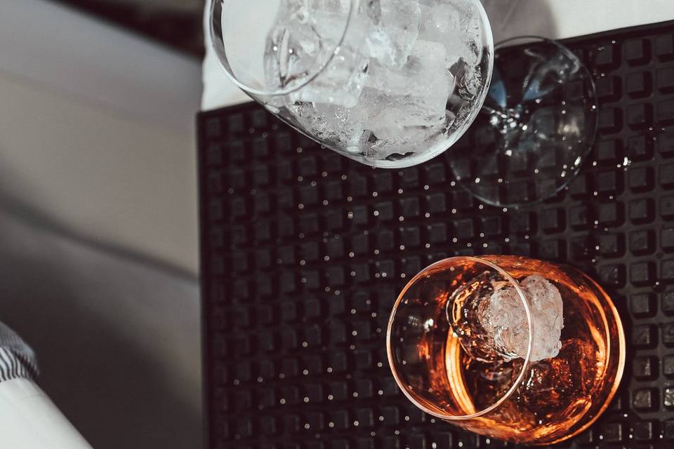 Cocktail bar