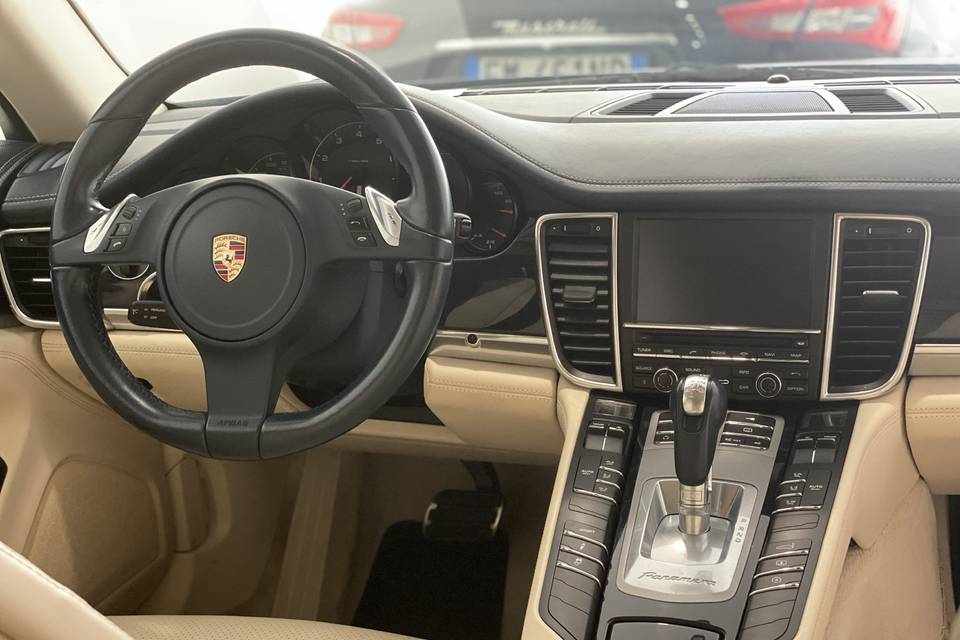 Porsche panamera