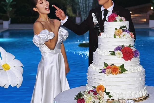 Magnolia Resort, Sposi