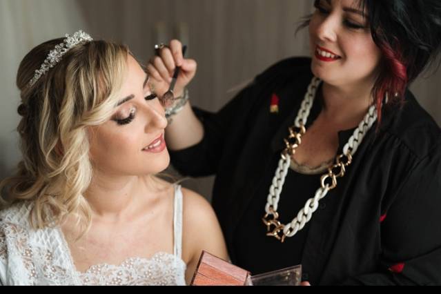 Wedding makeup shimmer