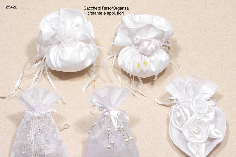 Confetti in sacchetti d'organza