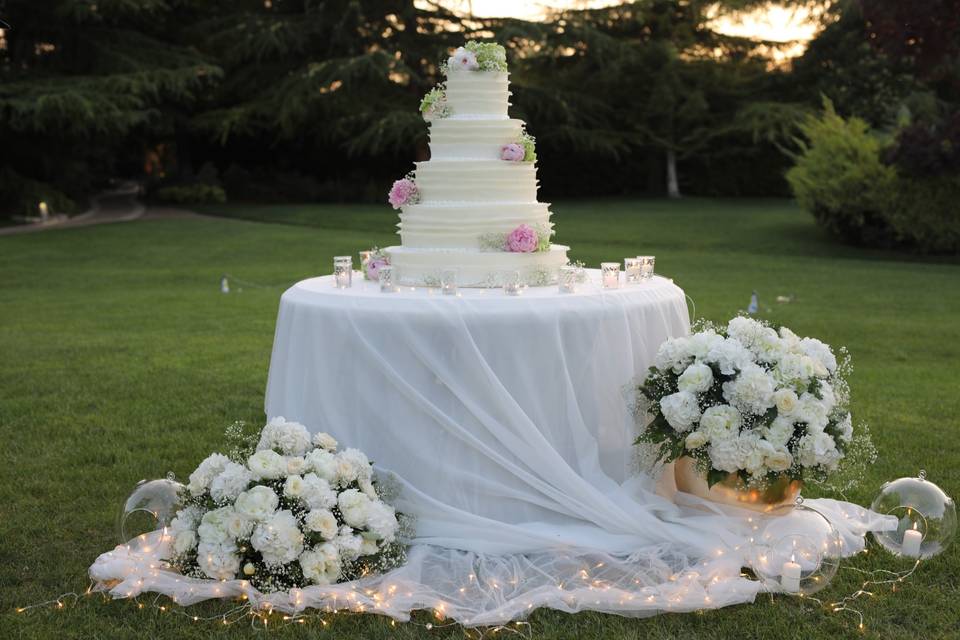 Wedding cake