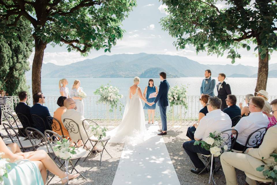 Matrimonio sul lago