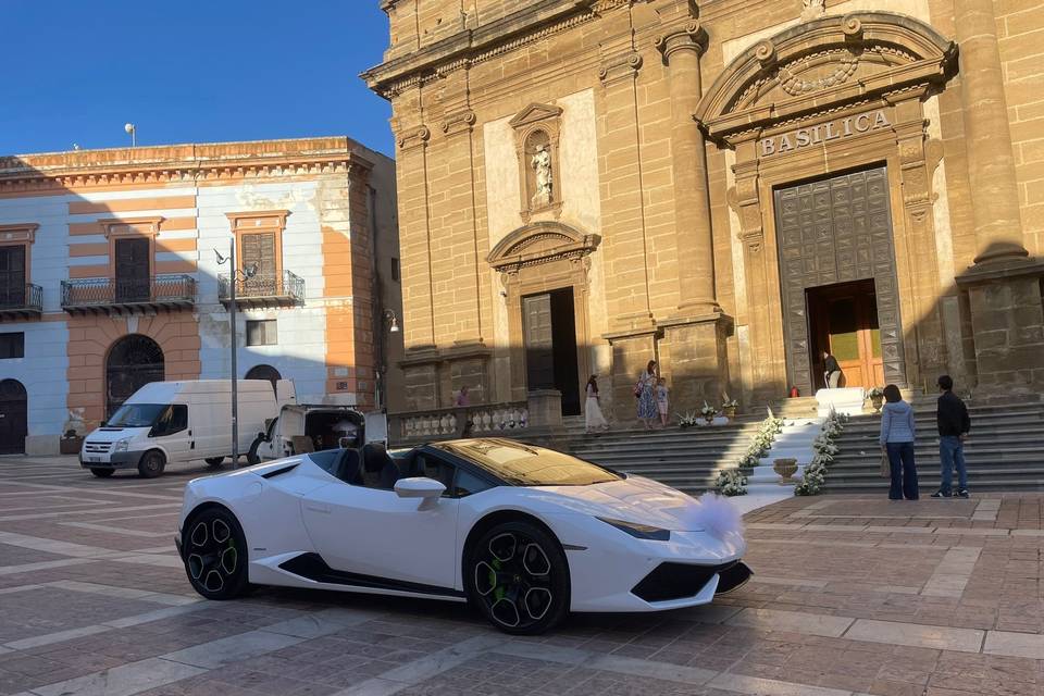 Lamborghini giravano cabrio