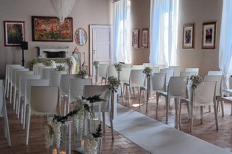 Allestimento fiori artificiali