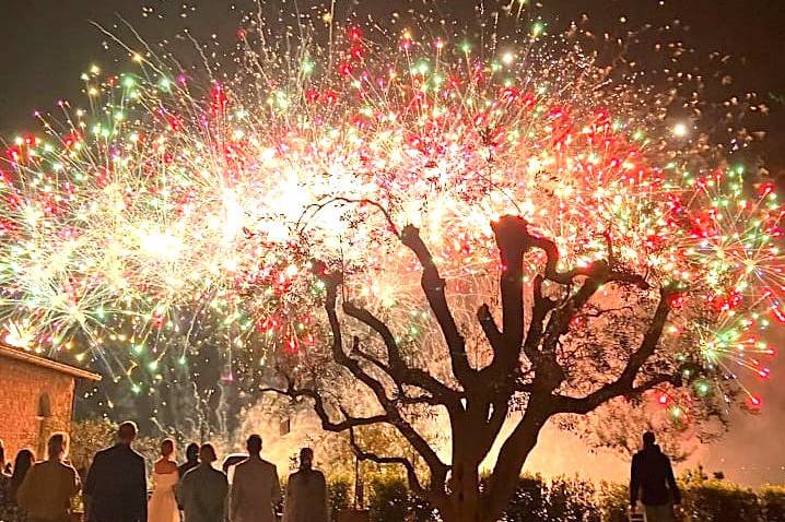 Breena Fireworks Eventi - Fuochi Artificiali - Consulta la disponibilità e  i prezzi