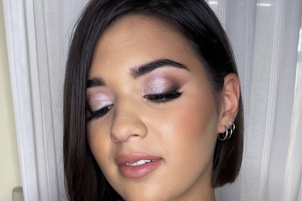 Glamour makeup