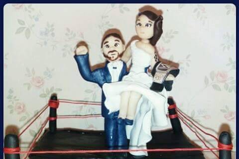 Cake topper