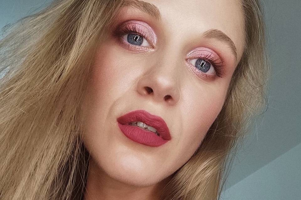 Pink Commercial Makeup