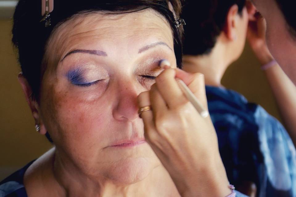 Trucco occhi mamma sposa