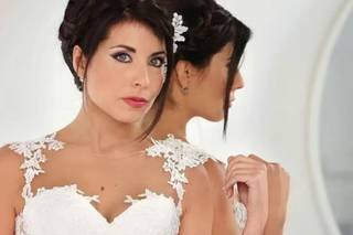 Flora la Monica Hair & Make-up