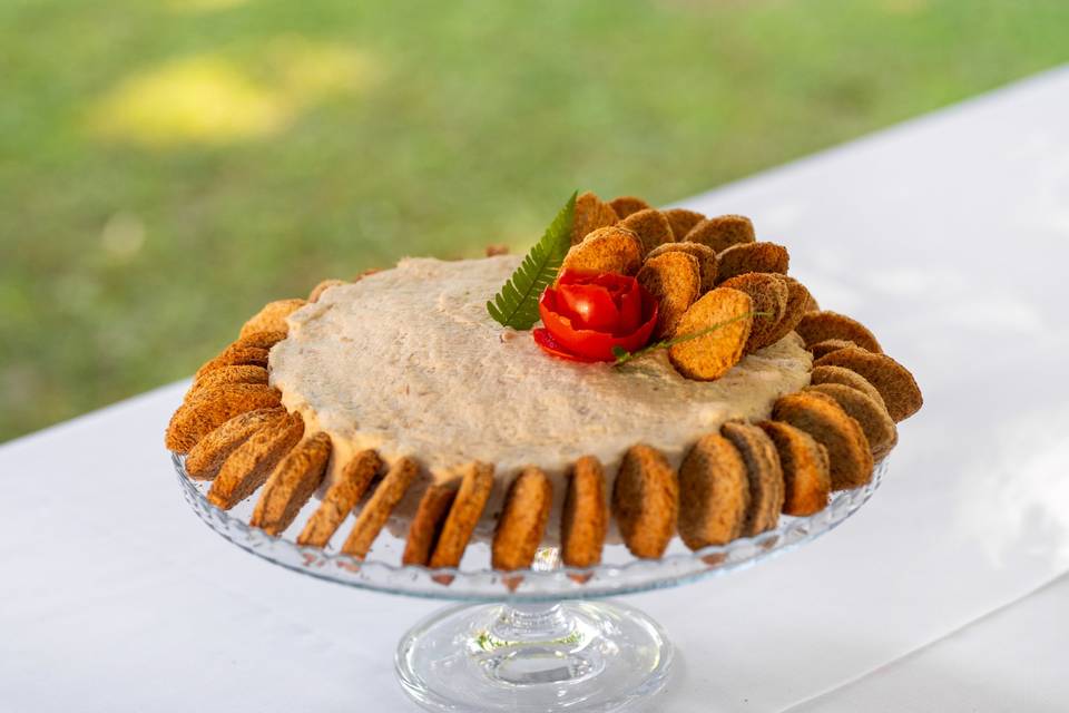 Torta salata supporto rialzato