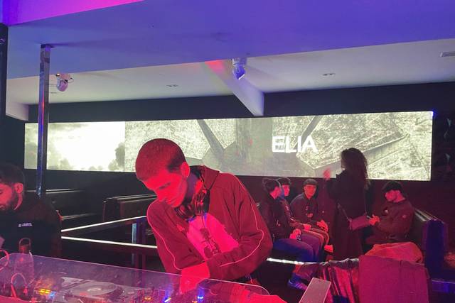 DJ set per festeggiamenti